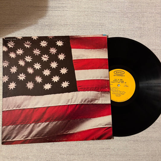 Sly & the Family Stone - There's a Riot Goin On (w/insert)